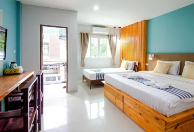 Chambre triple Standard — Kamala Beach Residence